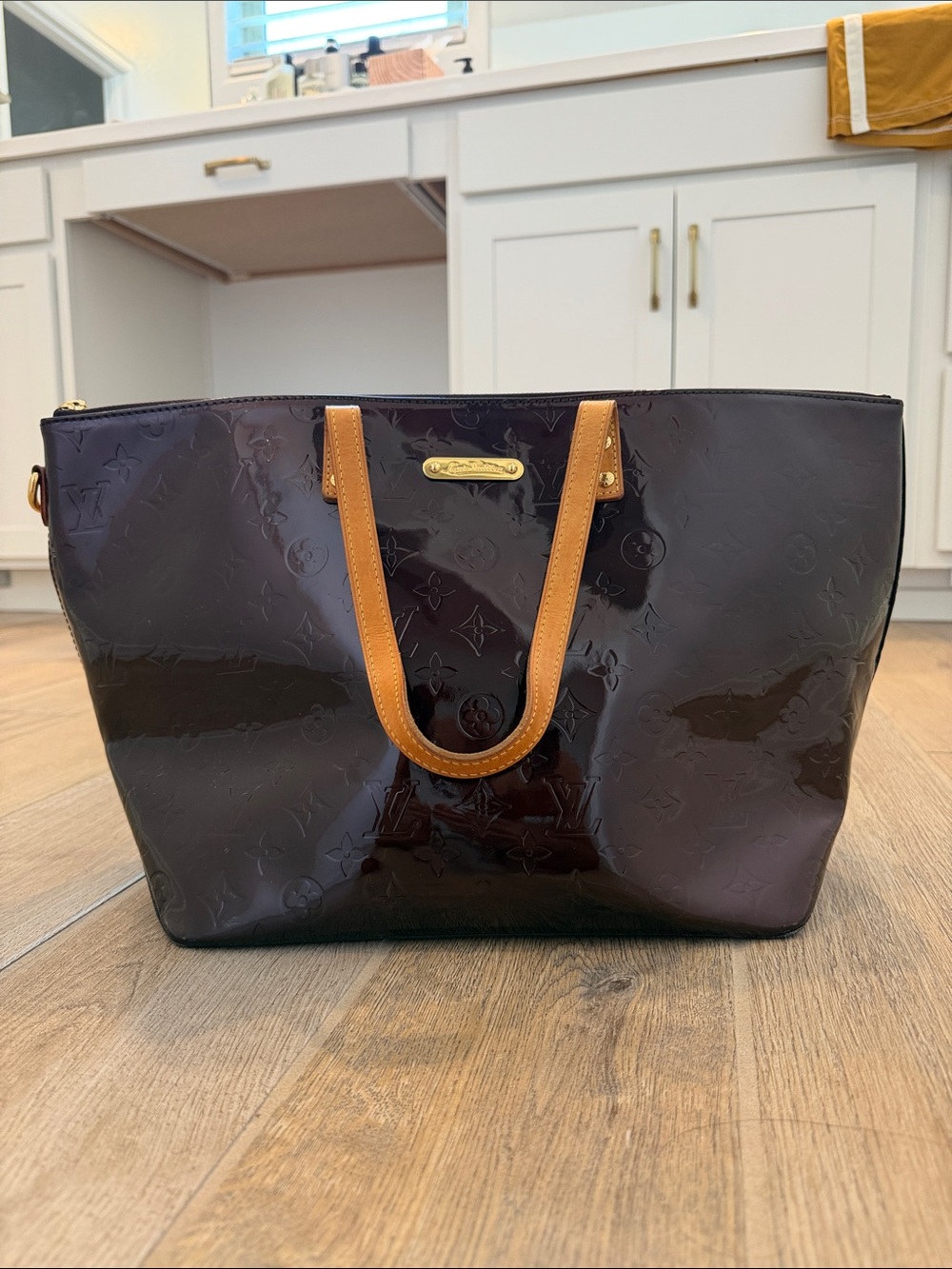 Louis Vuitton Bellevue GM Tote Monogram Vernis Burgundy Red Brown Patent Leather